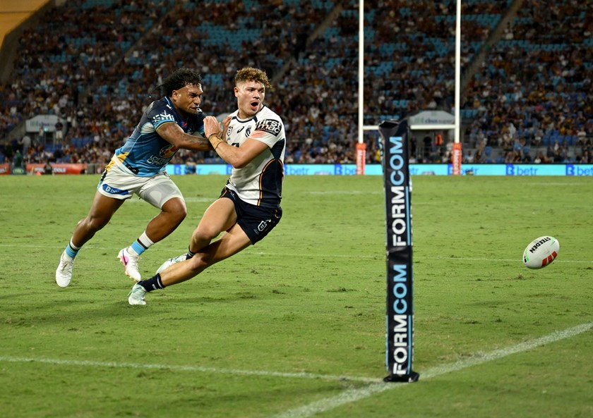 A try on debut for Antonio Verhoeven goes begging with the ball going out over the sideline. 