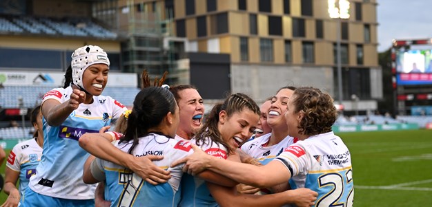 Titans snatch last gasp win against Sharks to continue unbeaten run