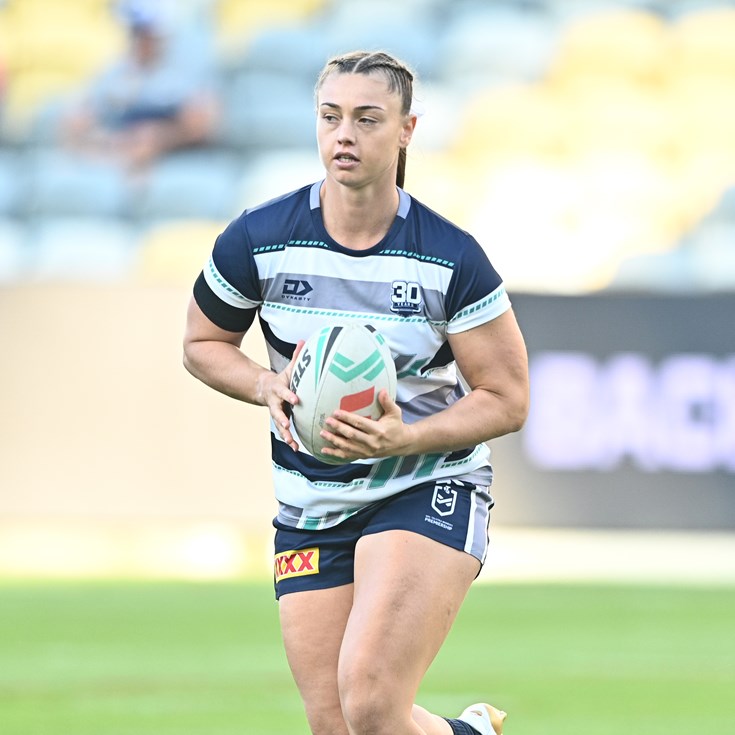 'Cool to be back together': Dick reunites with Whitfeld in NRLW debut