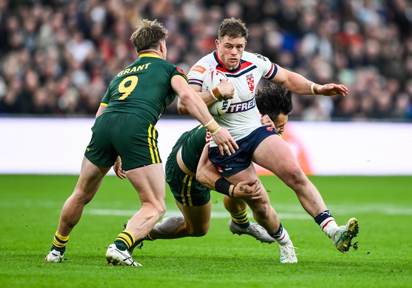 Morgan Knowles in action for England in the 2025 Ashes series.