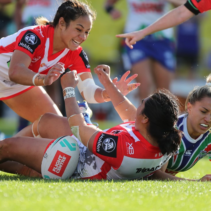 Dragons surge past Warriors to keep NRLW title hopes alive