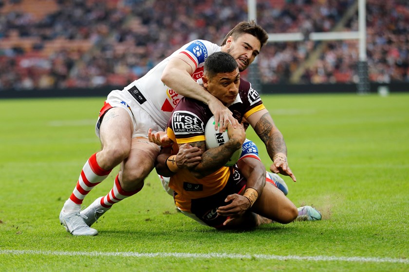 Delouise Hoeter scored his first NRL try in the Bronco's Round 17 clash against the Dragons.