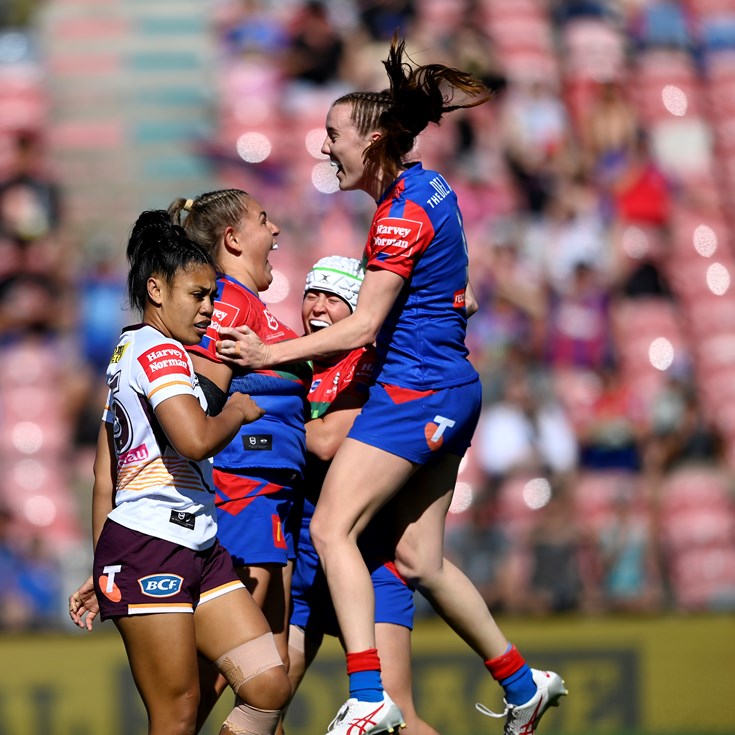 Upton unreal as Knights advance from thriller