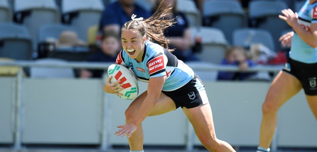 Roaring 40: Sharks snap losing streak in style in Townsville