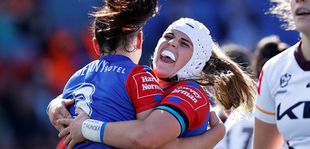 Late Parker try snatches Knights victory over Broncos