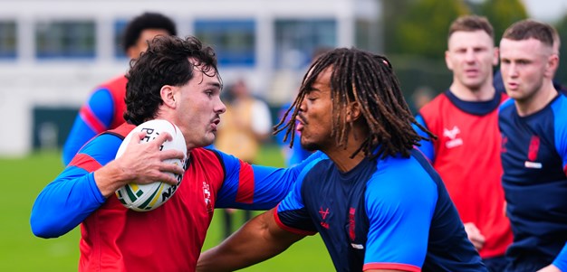 Cut eyes and cancelled plans: Inside England's Ashes mind games